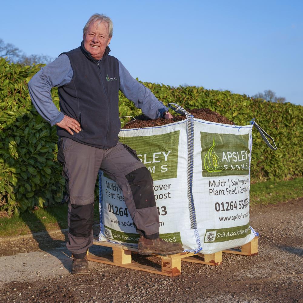 apsley farms 730l bag of mulch